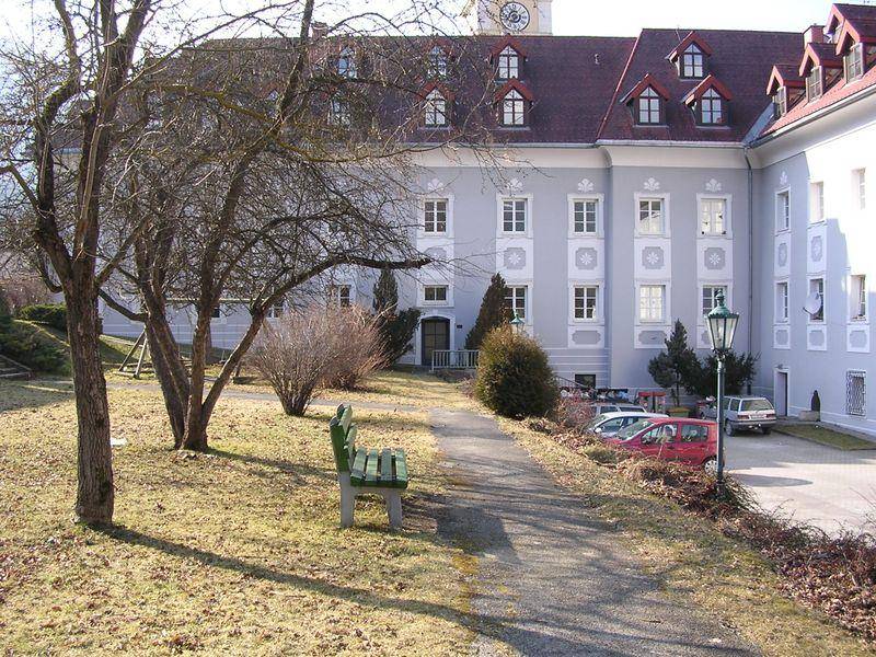 anru 119201 Rottenmann Schloßgebäude.jpg