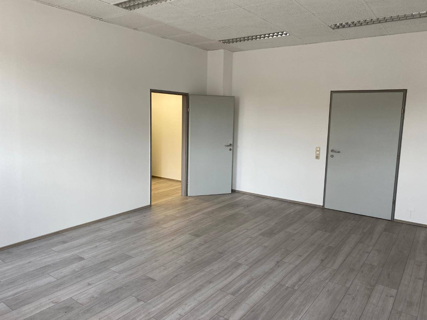 Büro Raum 2 (ca. 28 m2)