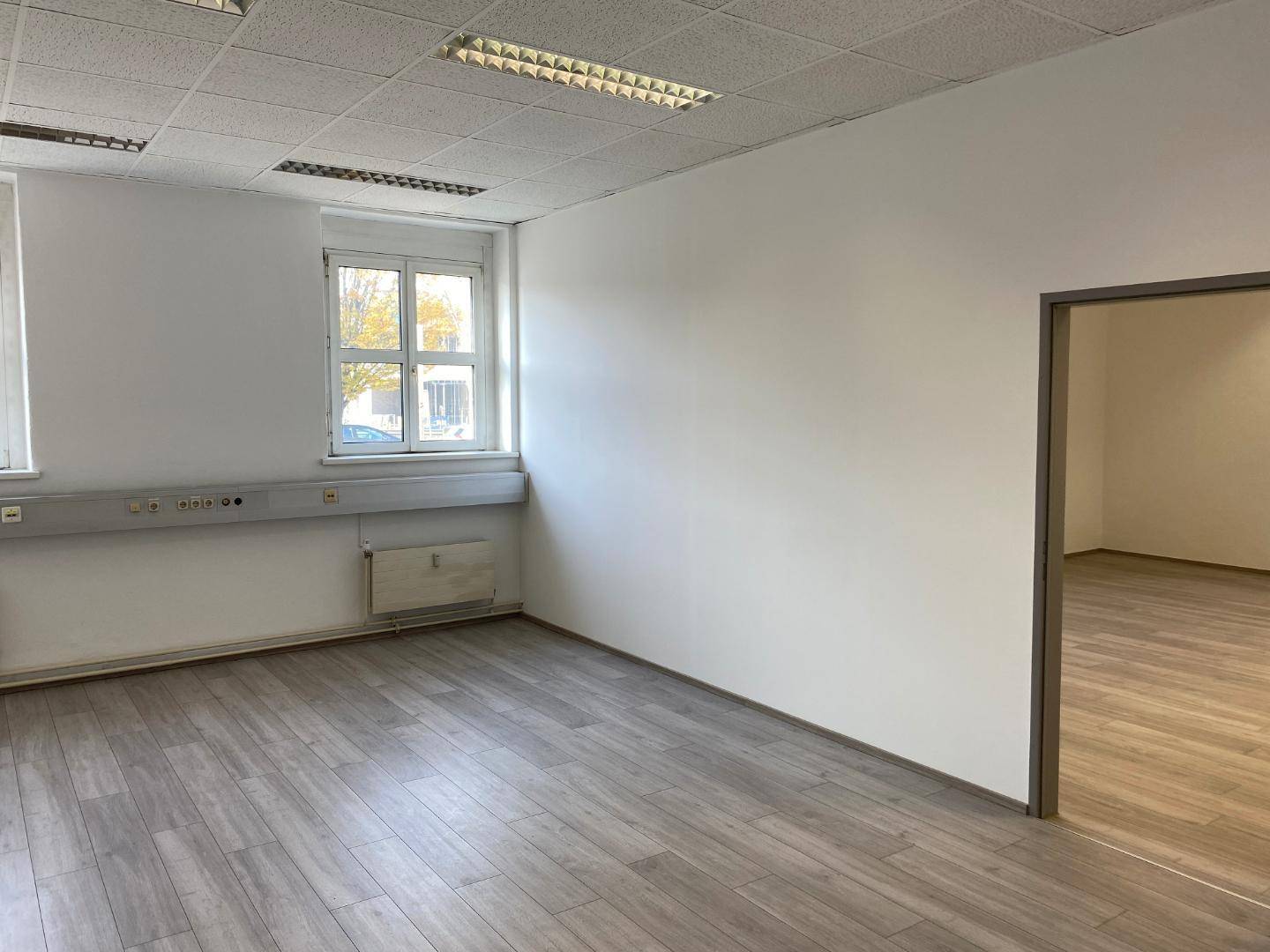 Büro Raum 2 (ca. 28 m2)