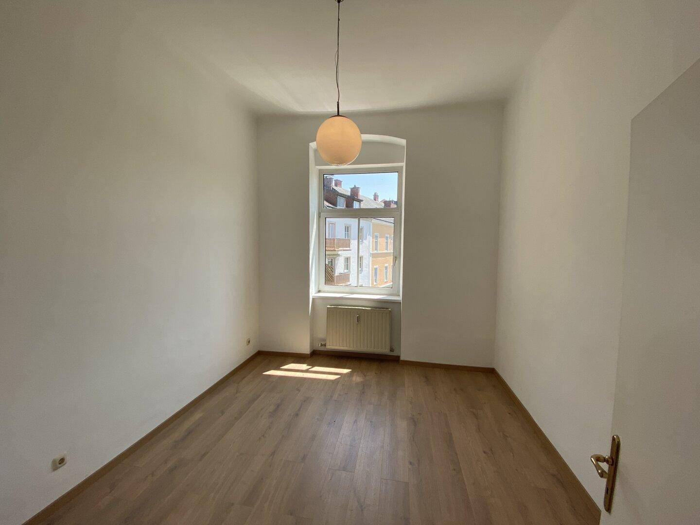Schlafzimmer Ansicht 2