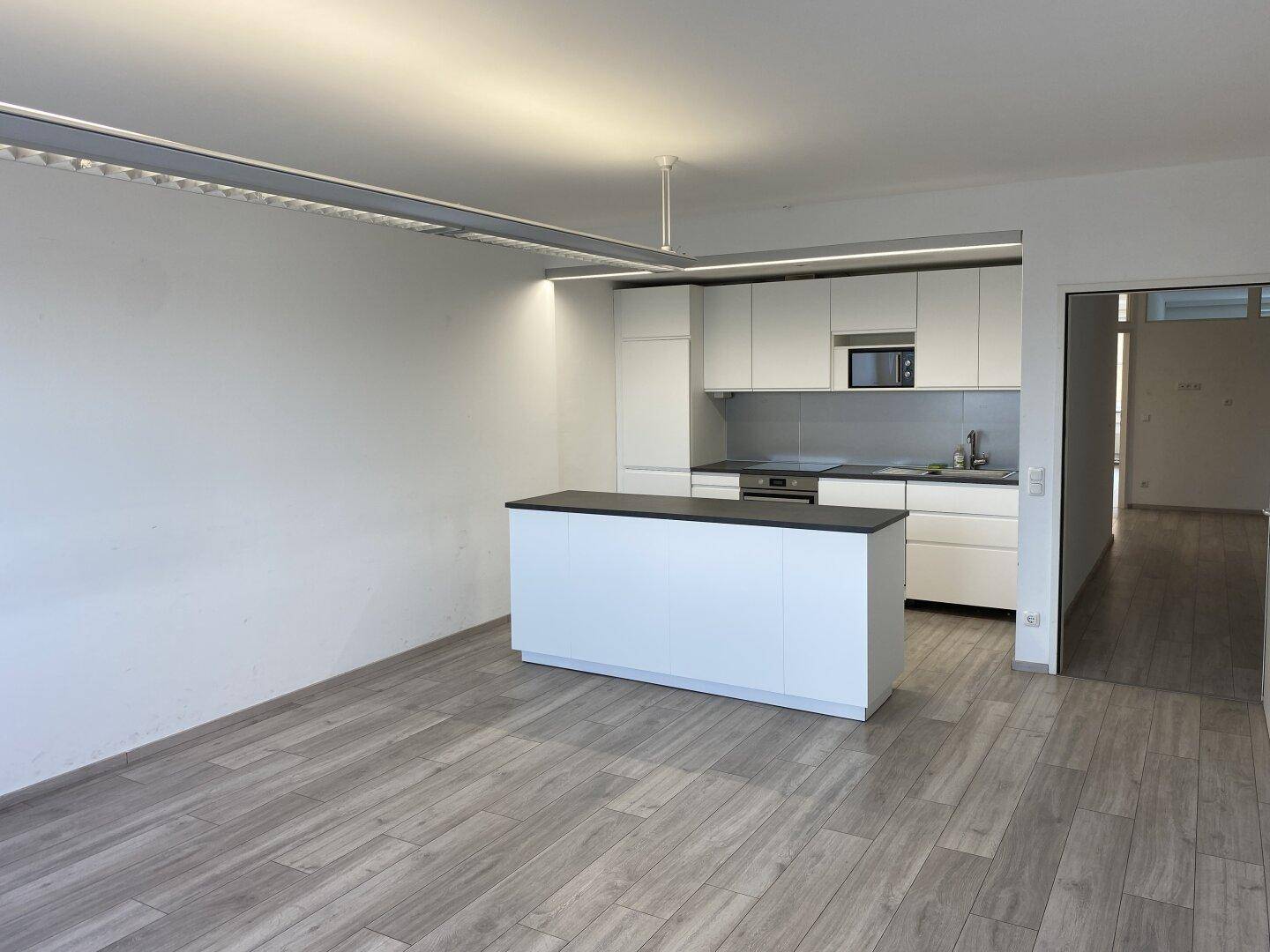KLIMATISIERTES, großzügiges Büro mit 7 Zimmern in TOP Lage von Linz, 283m²! - Ansicht 5