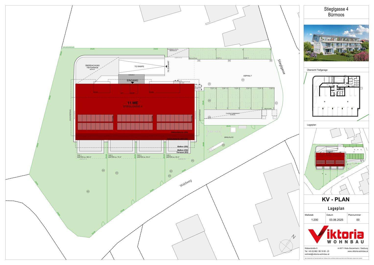 Lageplan des Grundstücks mit Gebäude, Zufahrt und zahlreichen Parkplätzen im Freien.