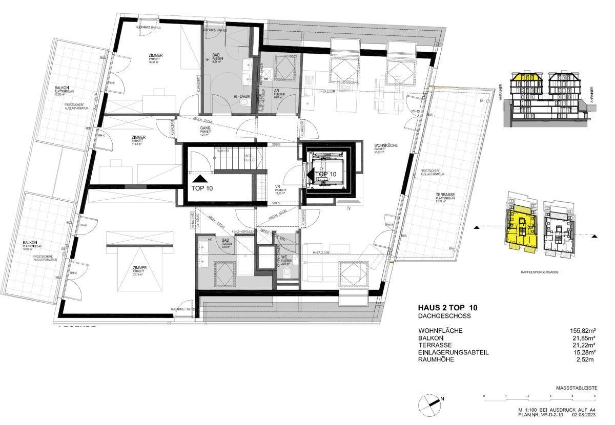 Grundriss des Dachgeschosses mit Terrasse, Balkonen und mehreren Zimmern.