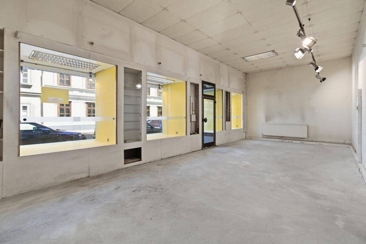 LOKAL mit Auslagefront – Sichtbarkeit garantiert - 1070 WIEN - Ansicht 5