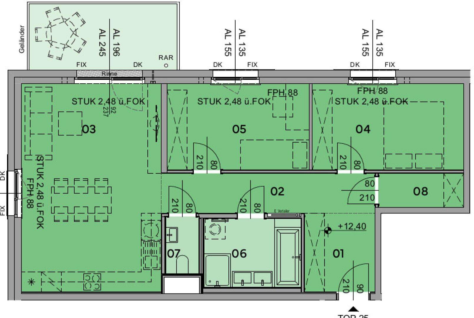 Grundriss einer Wohnung mit mehreren Zimmern, Bad und separatem WC.