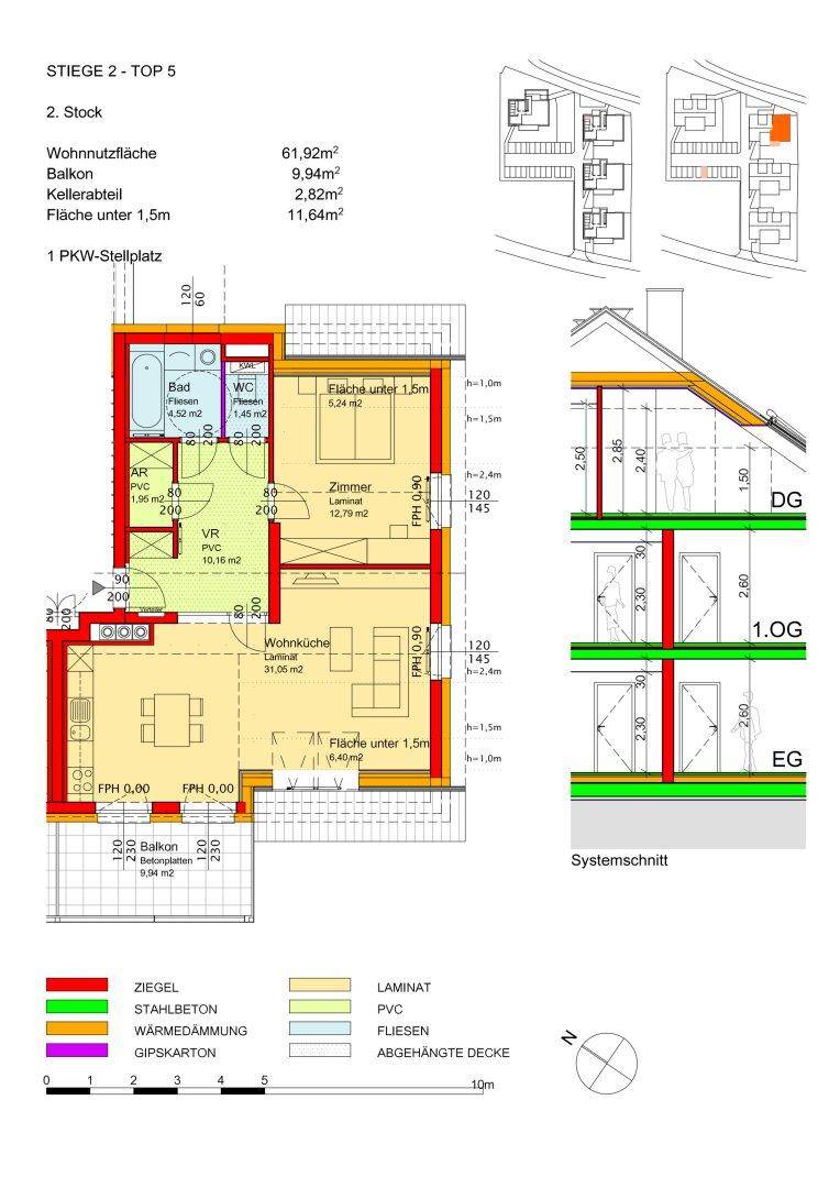 Grundriss einer Wohnung im 2. Stock mit offener Wohnküche, zwei Bädern und einem Balkon.