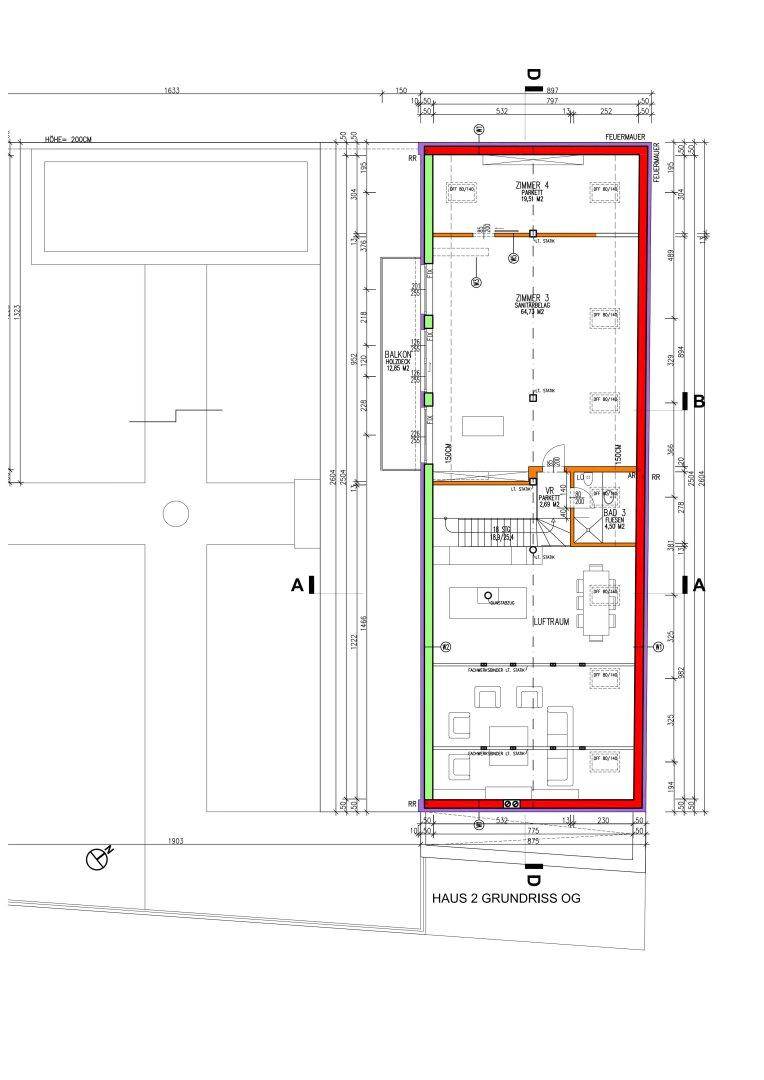 Grundriss des Obergeschosses von Haus 2 mit Schlafzimmern, Bad und Balkon.