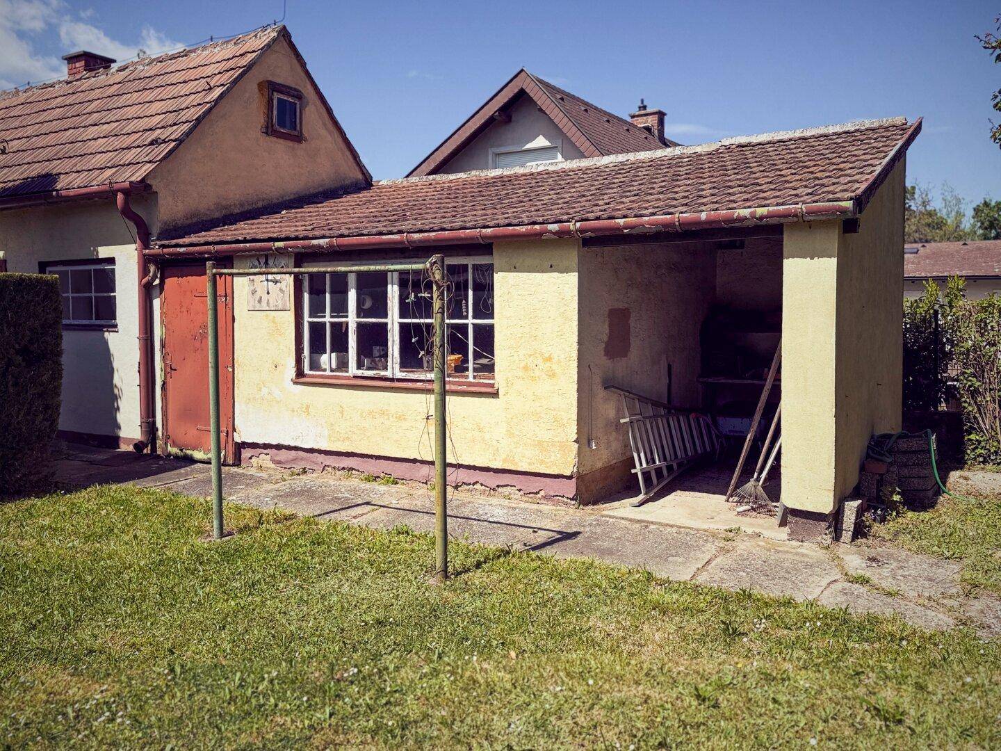 Bestand revitalisieren oder neu durchstarten ? 861 m² Grundstück mit Entwicklungspotenzial! - Ansicht 6