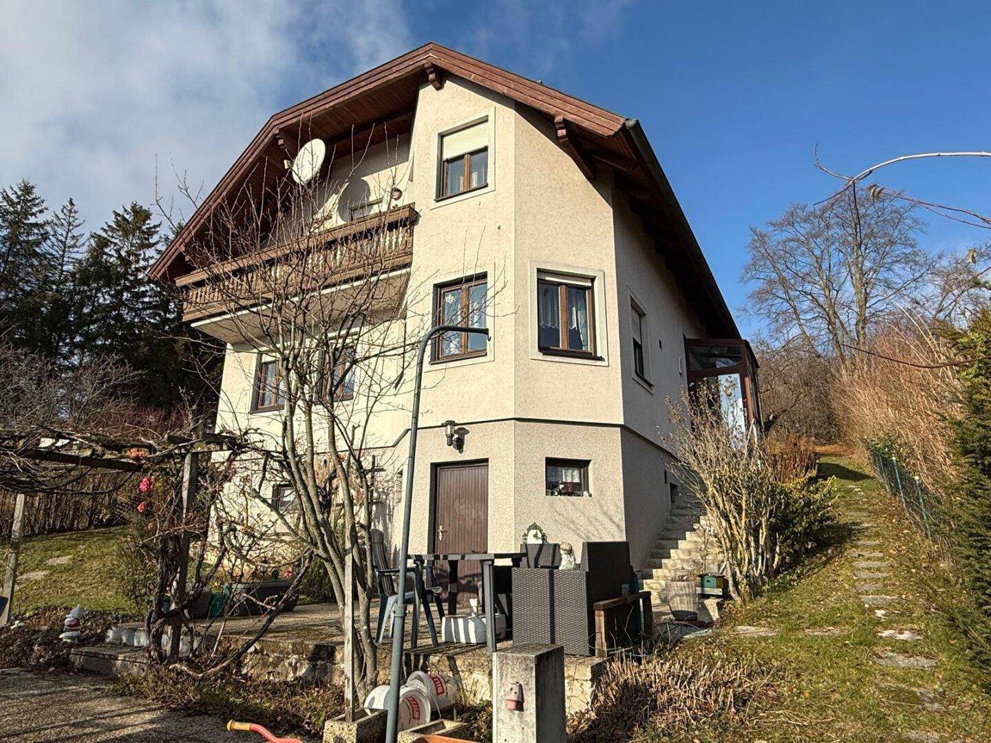 Das Haus von der Terrasse