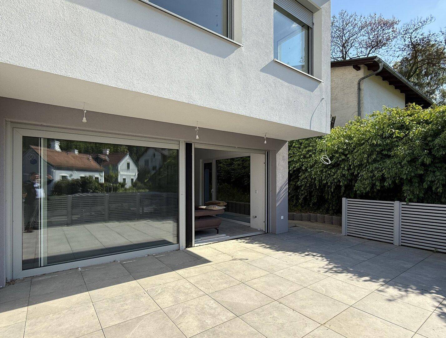 Terrasse bei Wohnzimmer