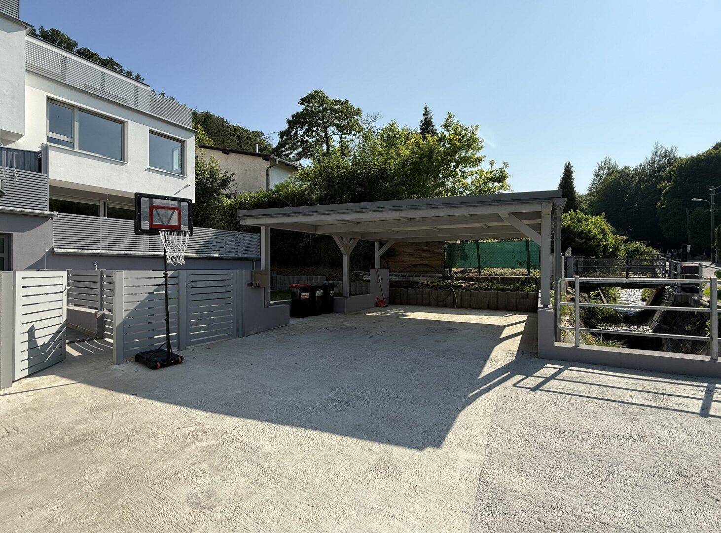 Carport