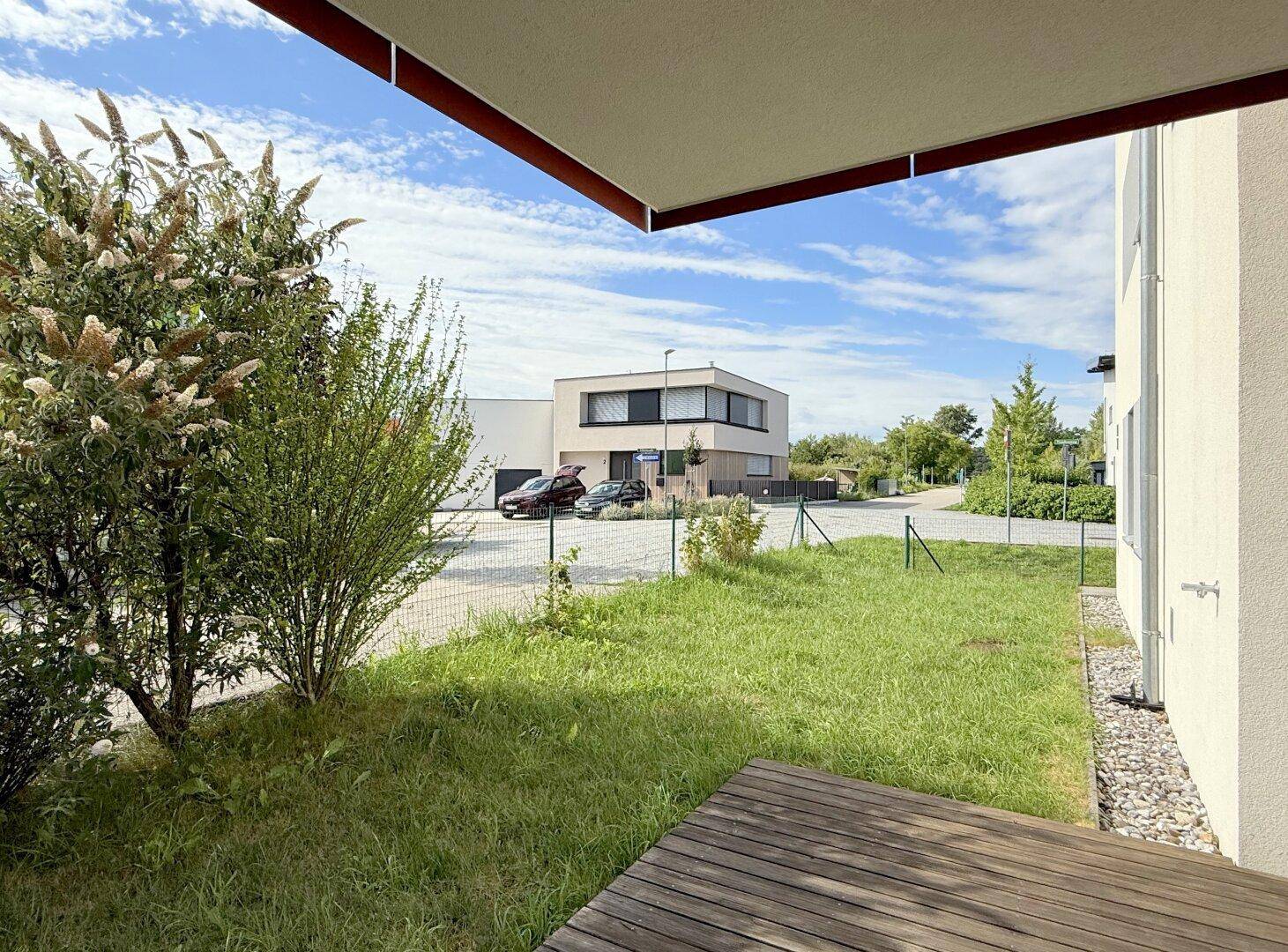 Terrasse und Garten