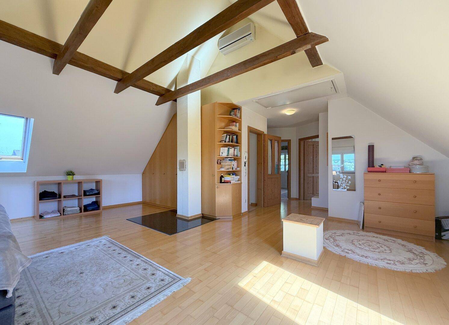 Obergeschoss - Schlafzimmer