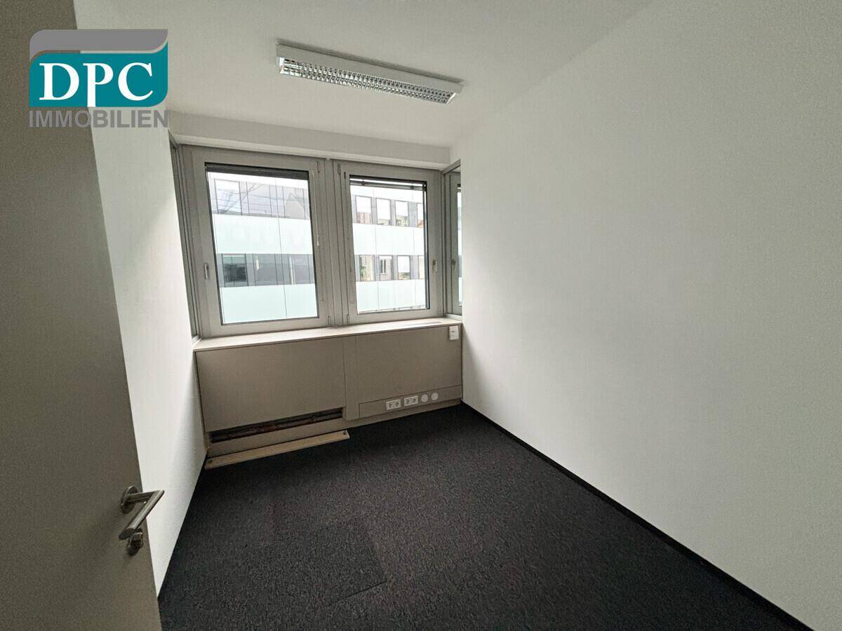 DPC | Modernes Bürohaus Nähe Laurenzgasse - Więcej