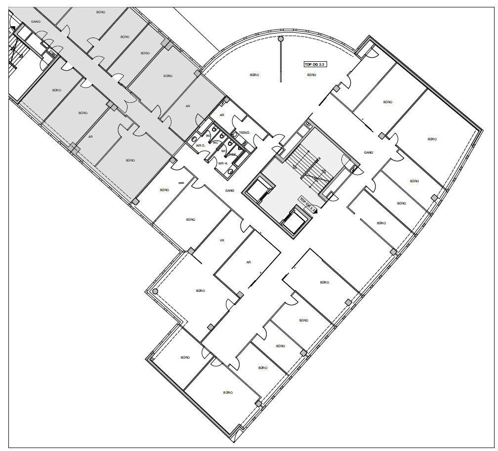 Großer Grundriss einer Büroetage mit vielen Einzelbüros, Fluren und zentralem Treppenhaus.