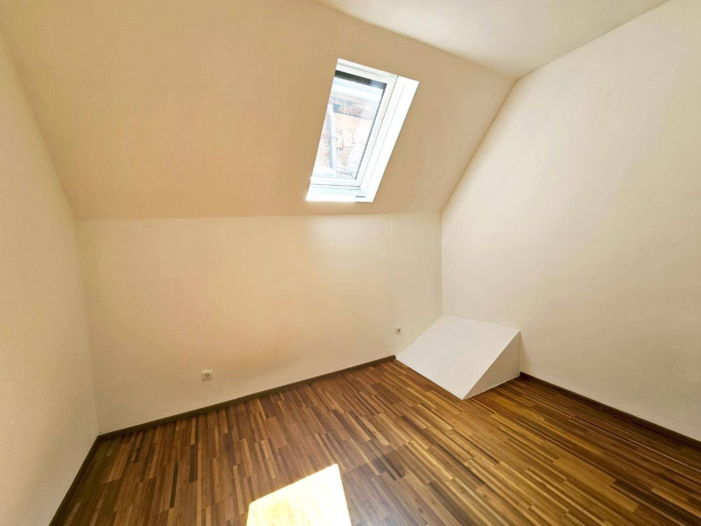 Schlafzimmer 01