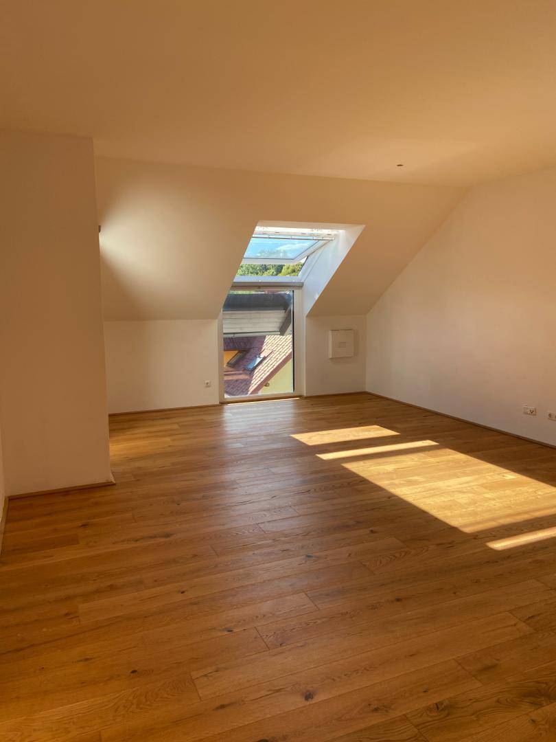 Gepflegte Dachgeschoßwohnung inkl. Einbauküche und Loggia - Top A11 - Ansicht 2