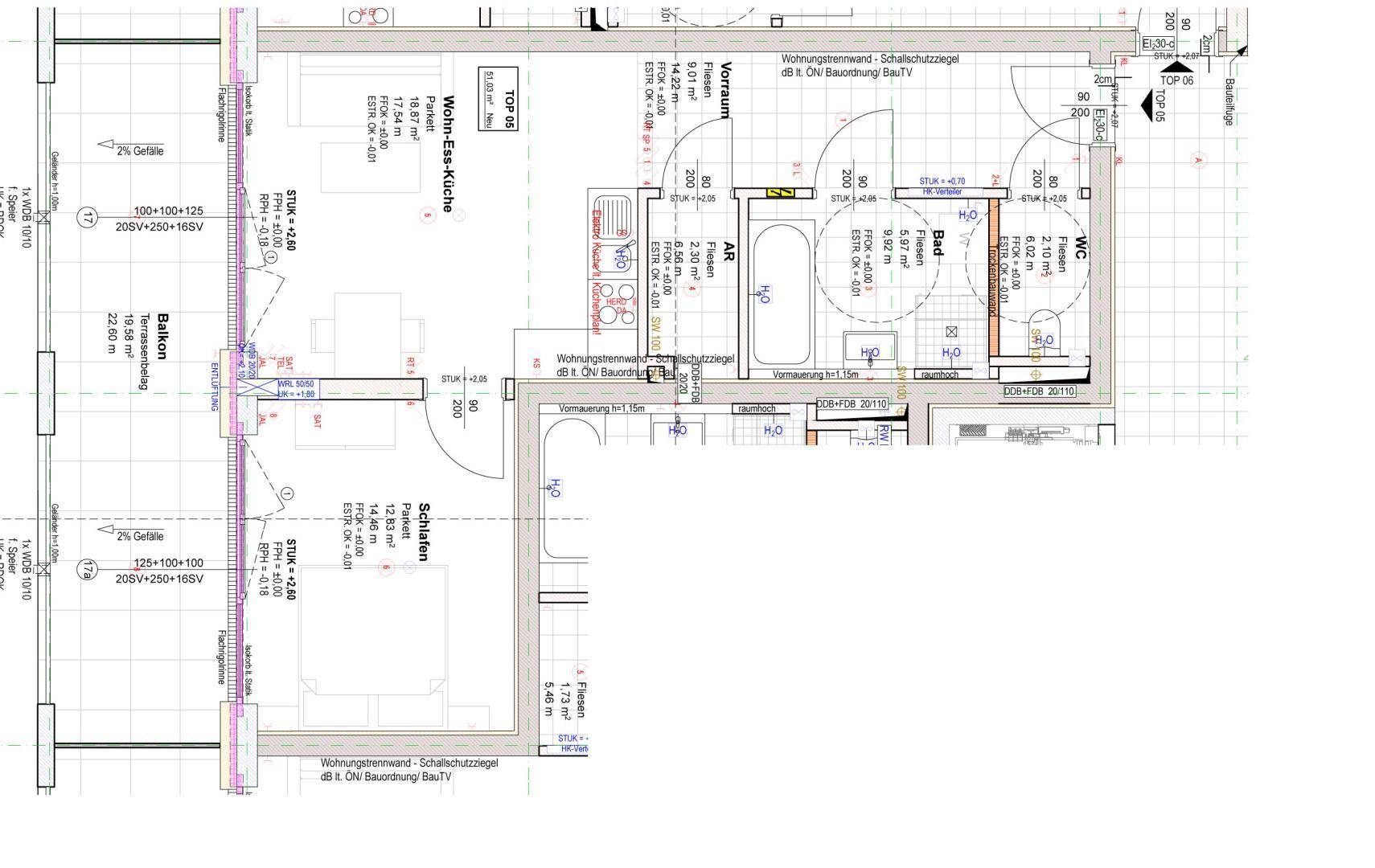 Grundrissplan einer Wohnung mit offenem Wohn-Essbereich, Schlafzimmer und Balkon.