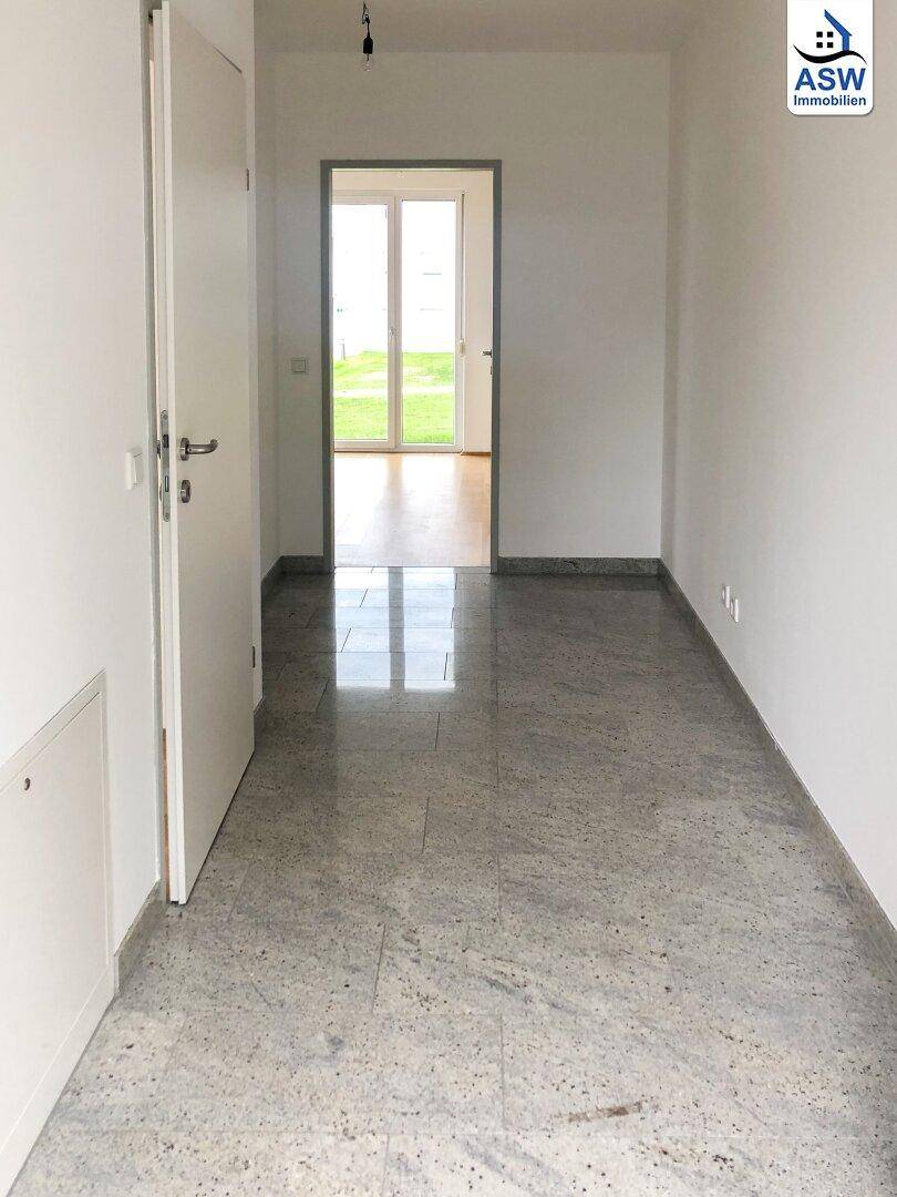 Moderne 2-Zimmerwohnung mit großer Terrasse in zentraler Lage - Widok 5