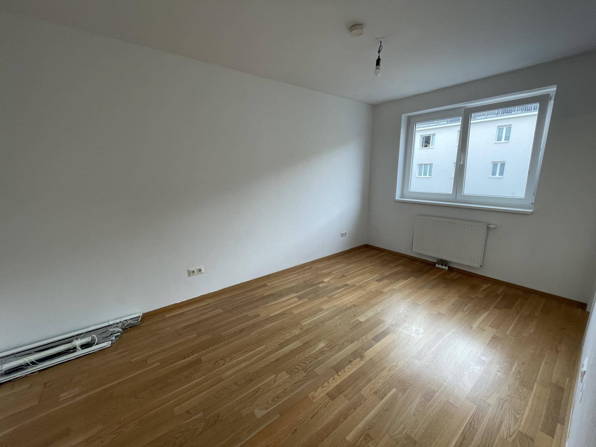 Hell &amp; zentral | Neubauwohnung inkl. Küche, Lift &amp; Kellerabteil - Ansicht 4