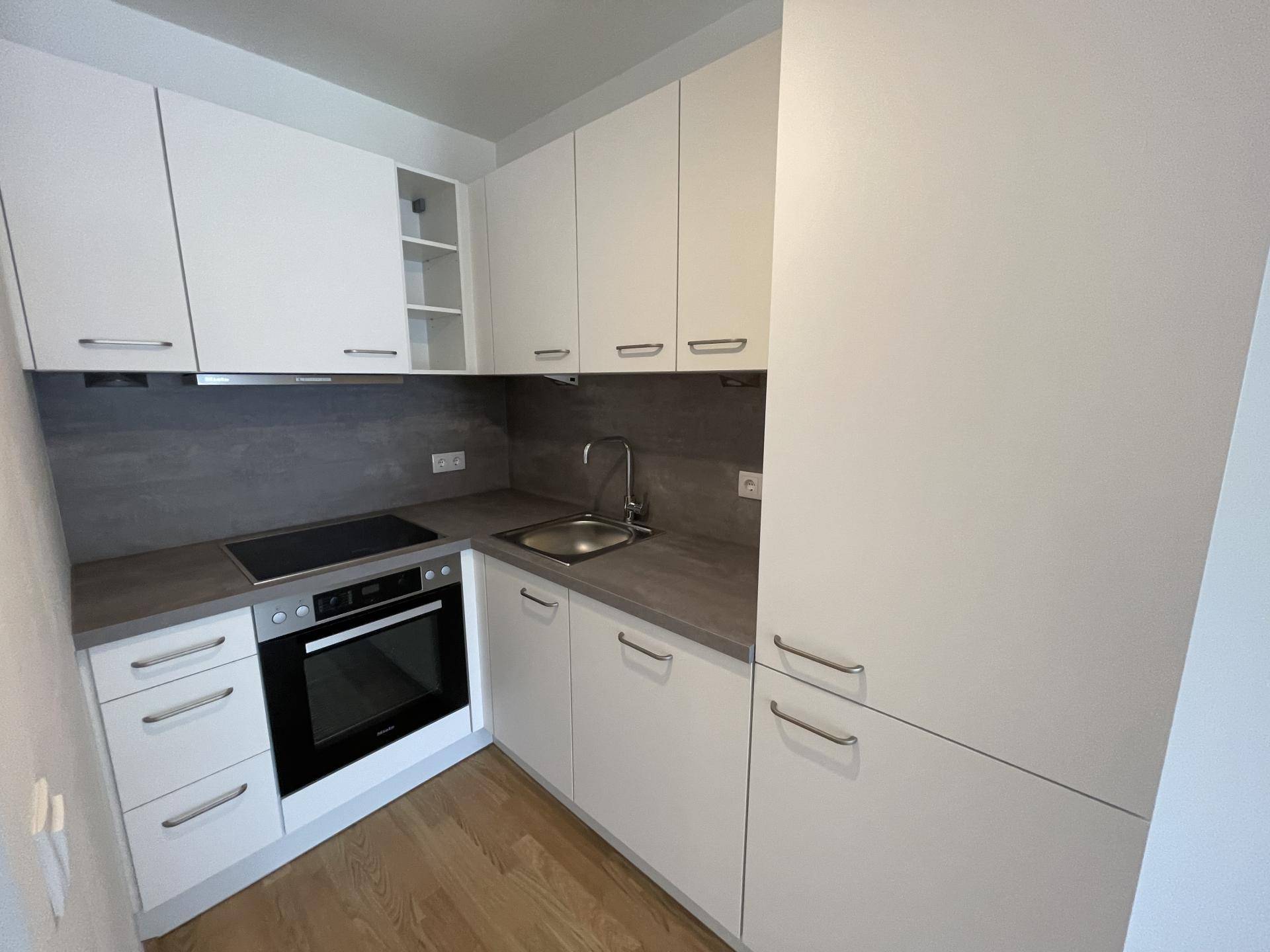 Charmante 3-Zimmer Wohnung mit Balkon Nähe Bahnhof Floridsdorf - Widok 4