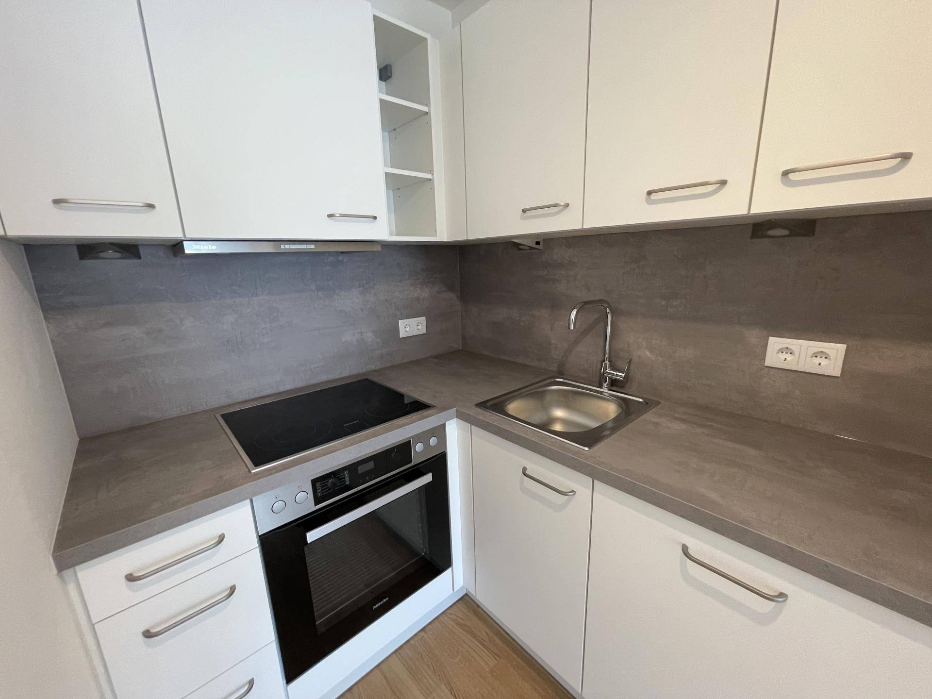 Charmante 3-Zimmer Wohnung mit Balkon Nähe Bahnhof Floridsdorf - Więcej