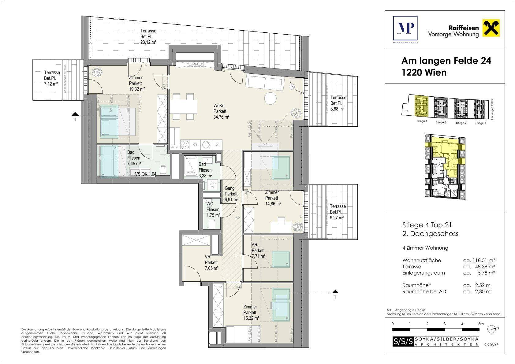 Detaillierter Grundriss einer 4-Zimmer-Wohnung mit mehreren Terrassen und Dachgeschosslage.