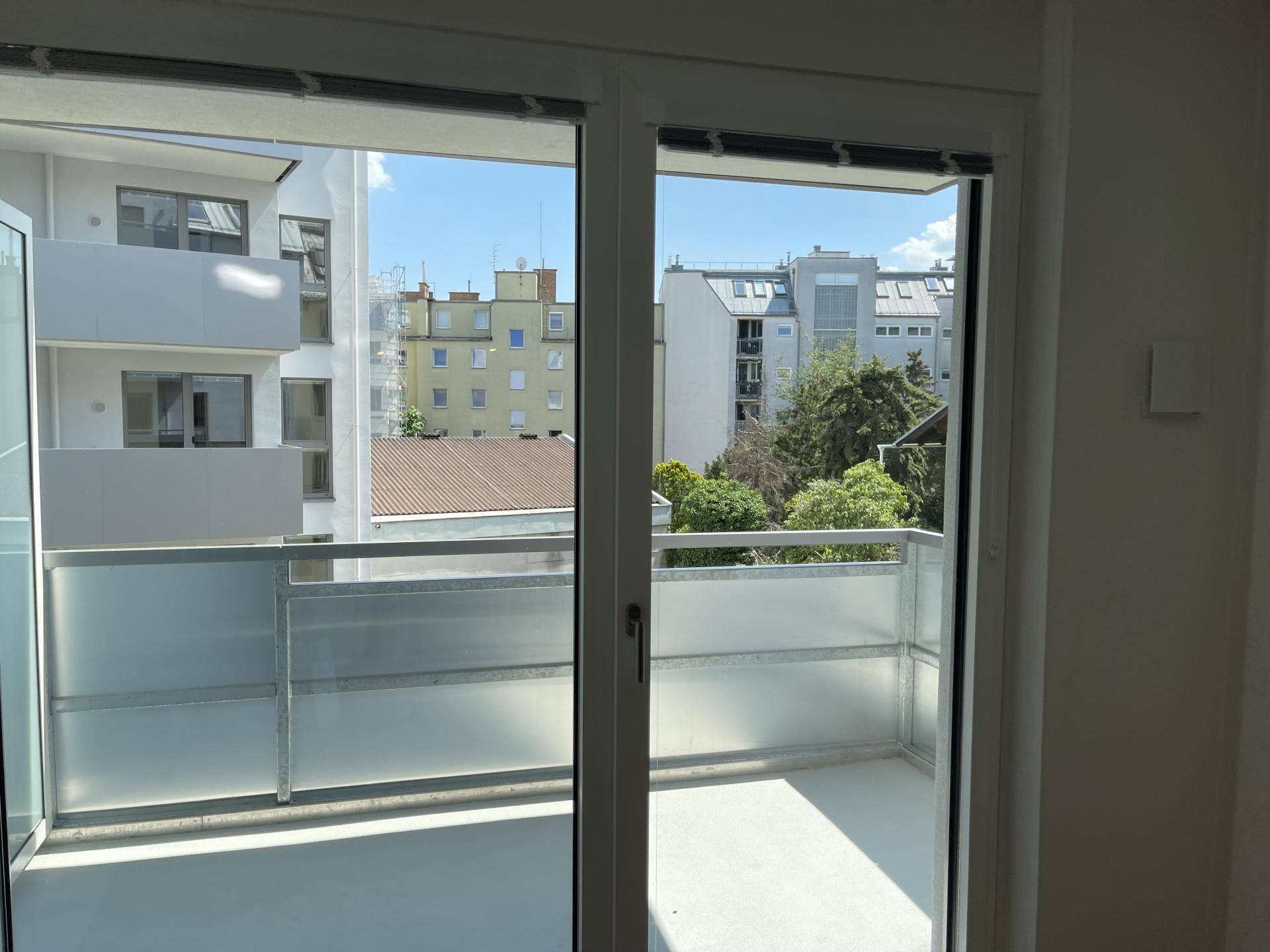 Charmante 3-Zimmer Wohnung mit Balkon Nähe Bahnhof Floridsdorf - Widok 2