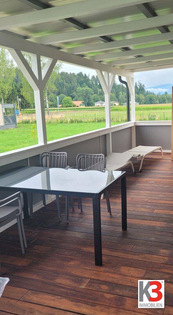 K3 - MODUL-HAUS DER EXTRAKLASSE. Wohnfläche 68 m², 2 Schlafzimmer, 40 m² Terasse. Ganzjahresnutzung möglich. Ferienregion Klopeinersee. - Ansicht 2