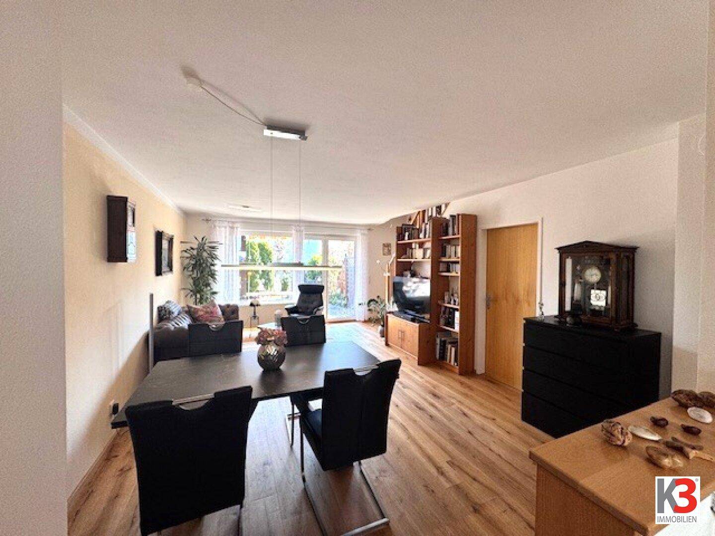 K3 - Vollunterkellerte, schöne Doppelhaushälfte in TOP ZUSTAND! Garage inklusive! - Wohnen im begehrten, lebenswerten WALS! – pohled 3