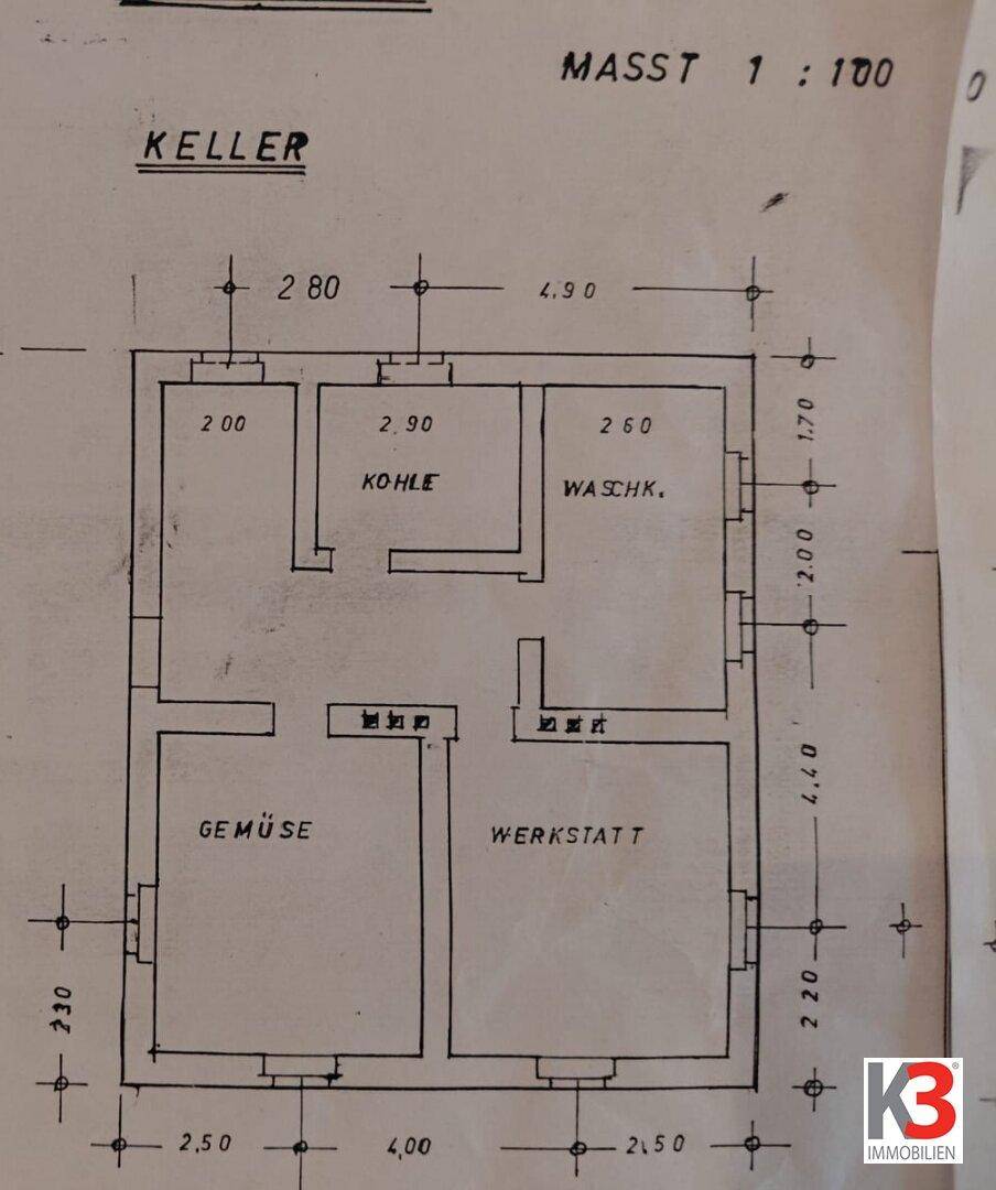Grundriss des Kellers mit verschiedenen Räumen wie Waschküche, Werkstatt und Lagerflächen.