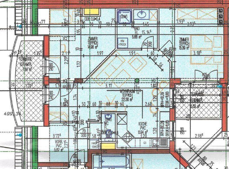 Detaillierter Grundriss einer Wohnung mit mehreren Zimmern, Bädern und Terrassen.