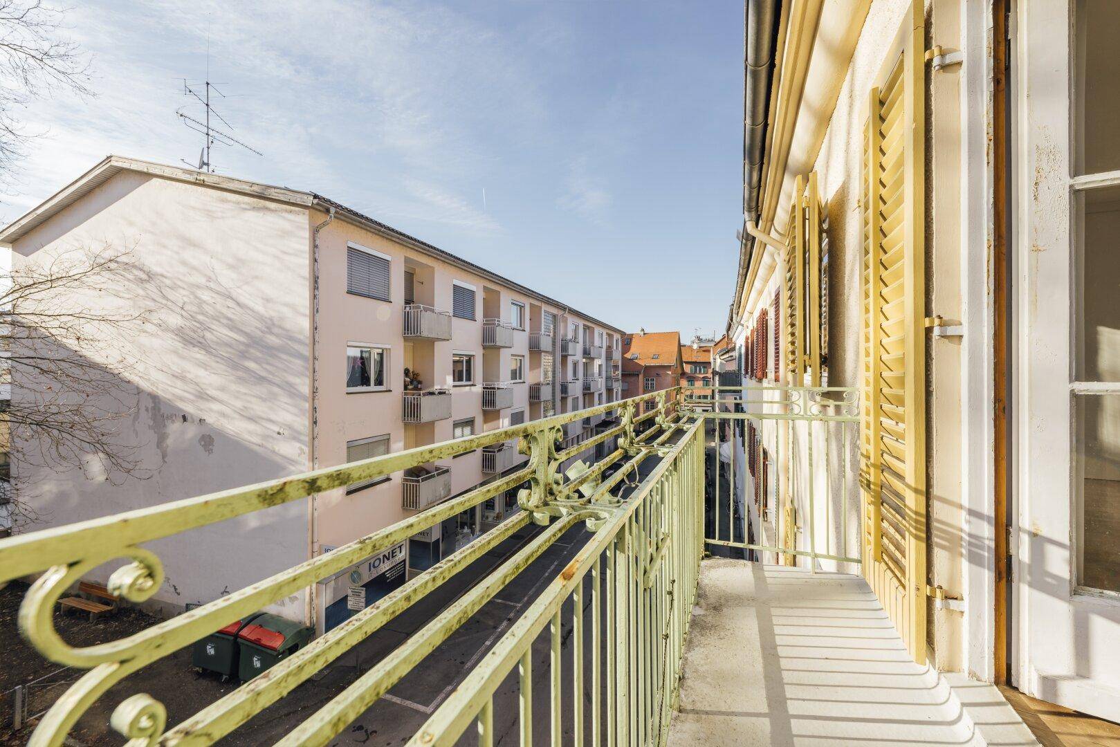 2. OG, T3: Balkon