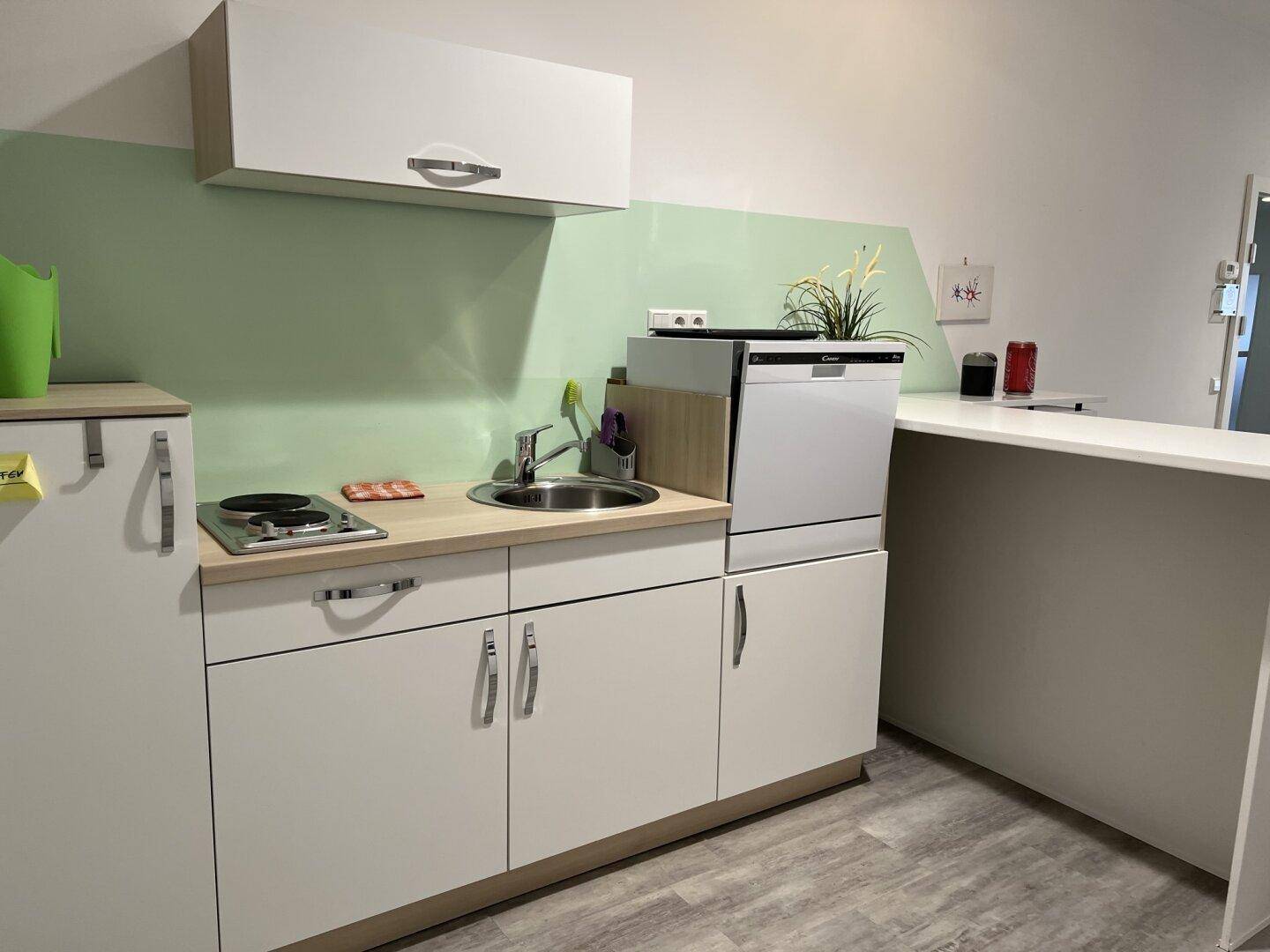 Teilmöbliertes, kleines Büro mit Teeküche und Schulungsraum - Ansicht 6