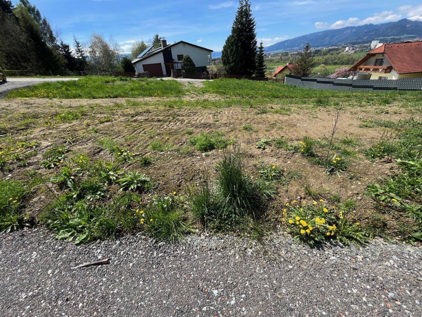 712 m² großer Baugrund im Grünen mit Bergpanorama - Ansicht 3