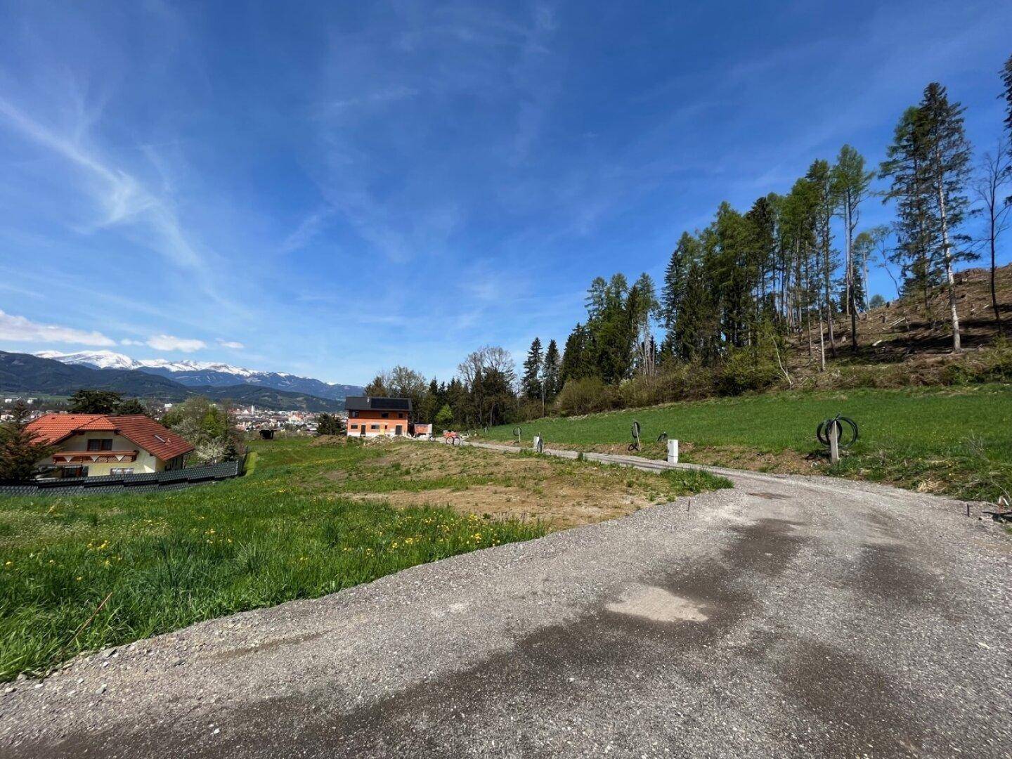 712 m² großer Baugrund im Grünen mit Bergpanorama - Ansicht 5