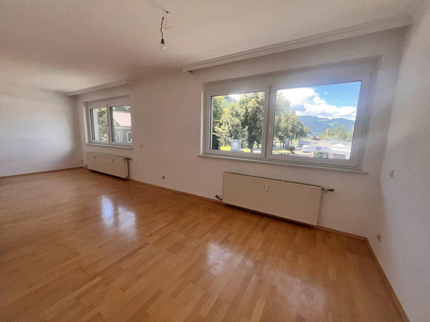 Wohn-/Schlafzimmer