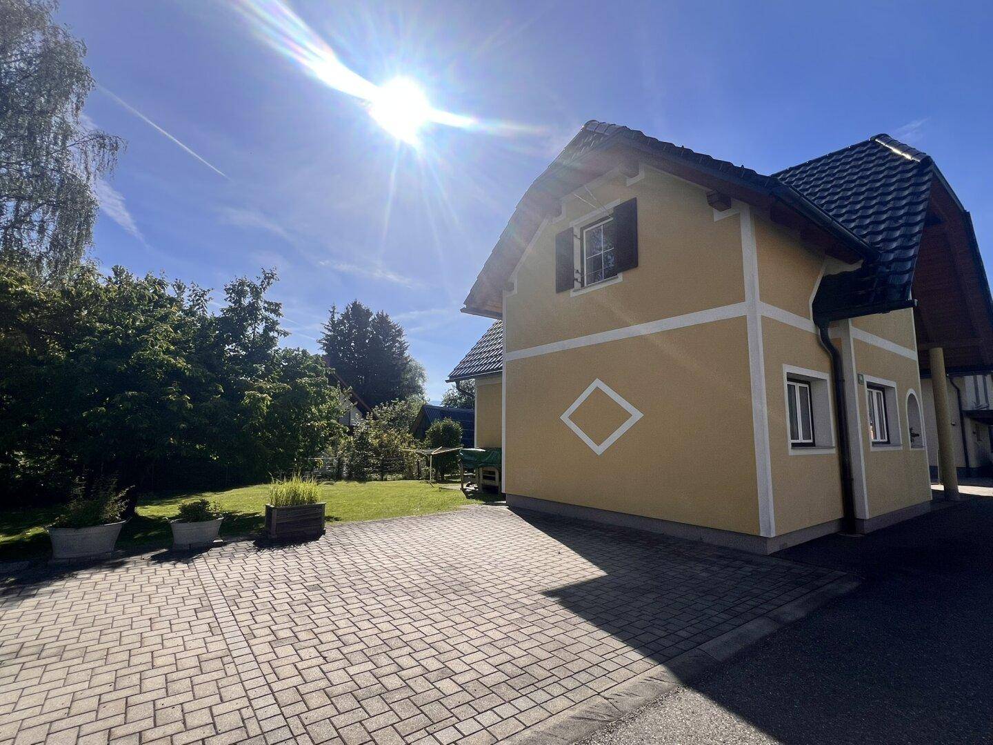 schönes Wohnhaus mit ruhigem Garten und Nebengebäude in Spielberg - Ansicht 3