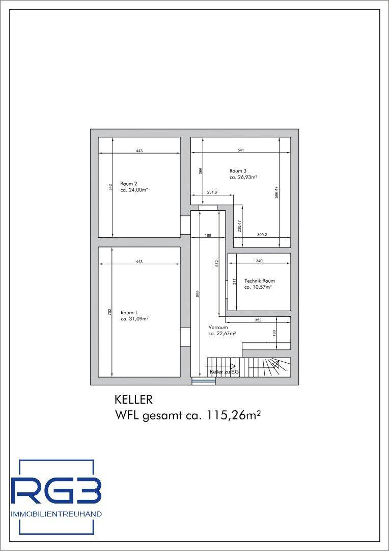Grundriss des Kellers mit mehreren Räumen und Technikbereich.