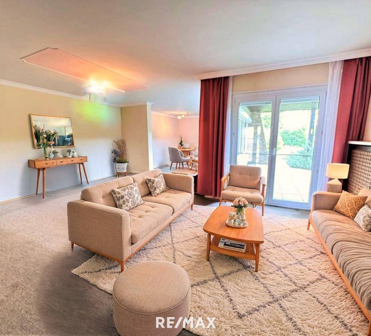 Wohnzimmer(virtuell eingerichtet)