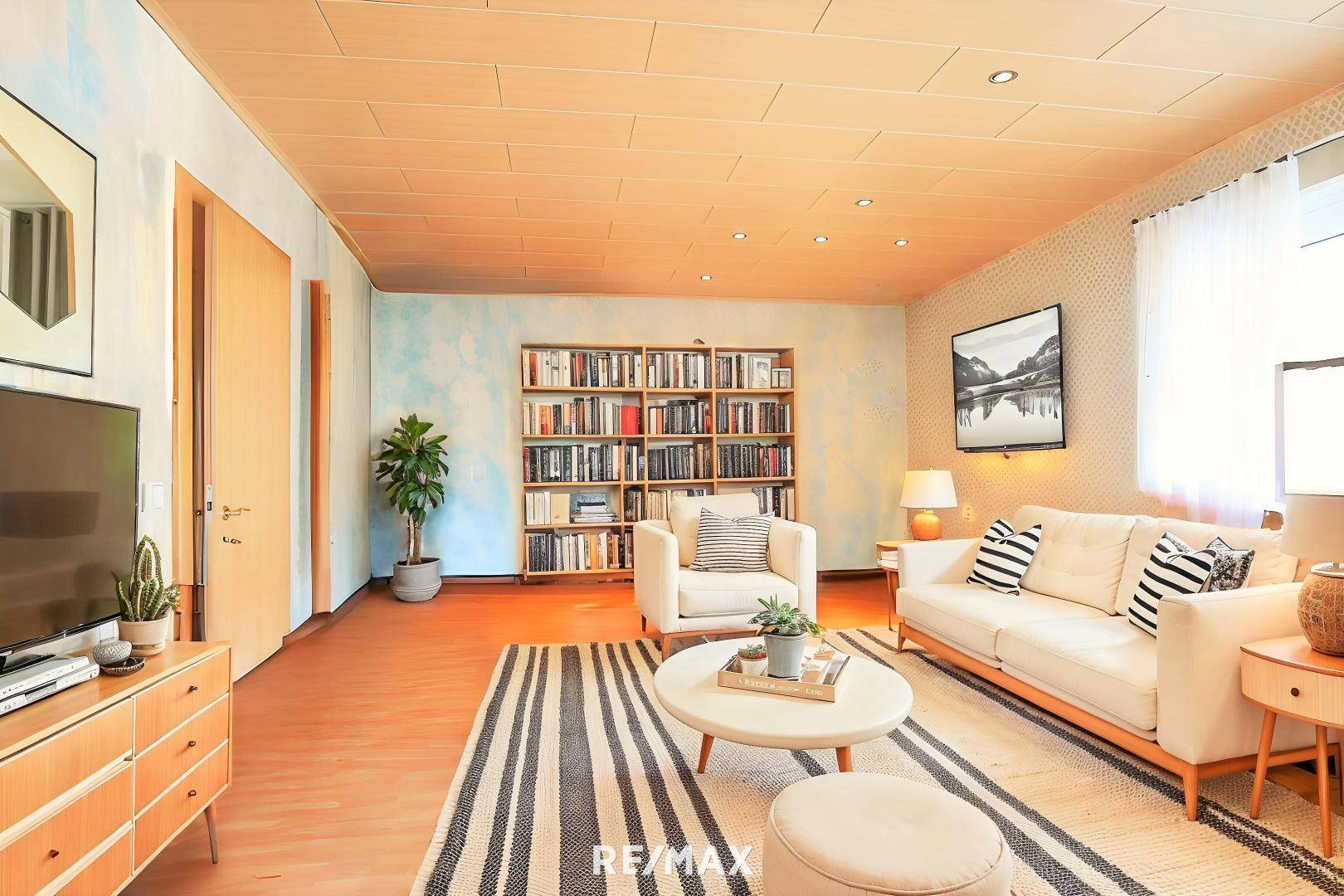 Wohnzimmer (virtuell eingerichtet)