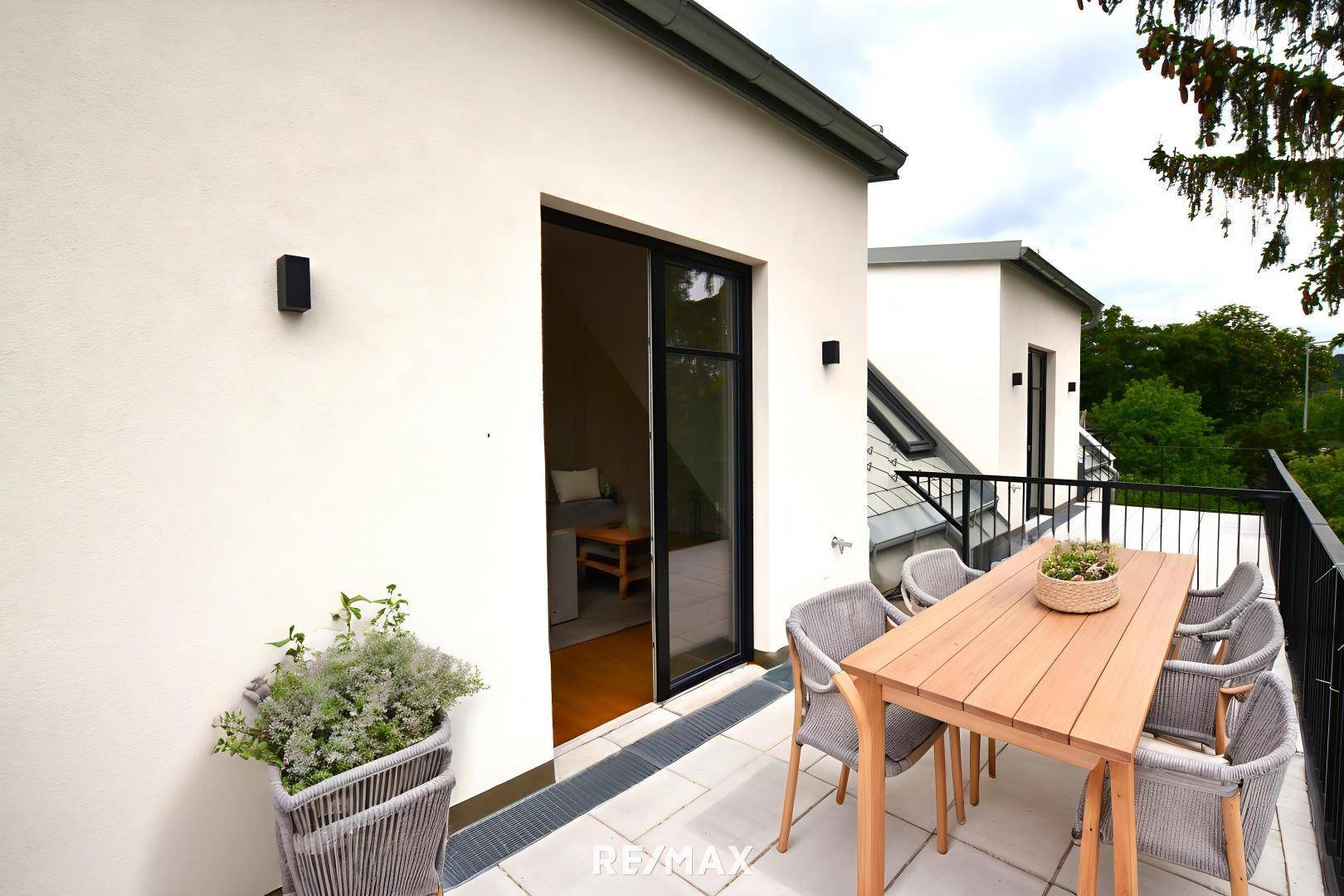 Terrasse (virtuell eingerichtet)