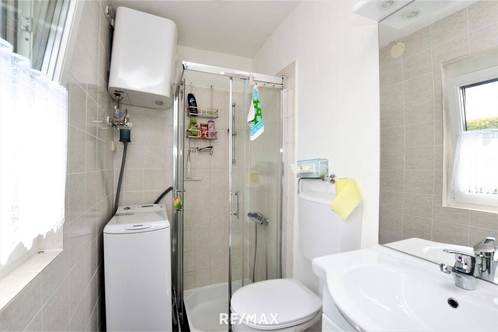 Badezimmer 1