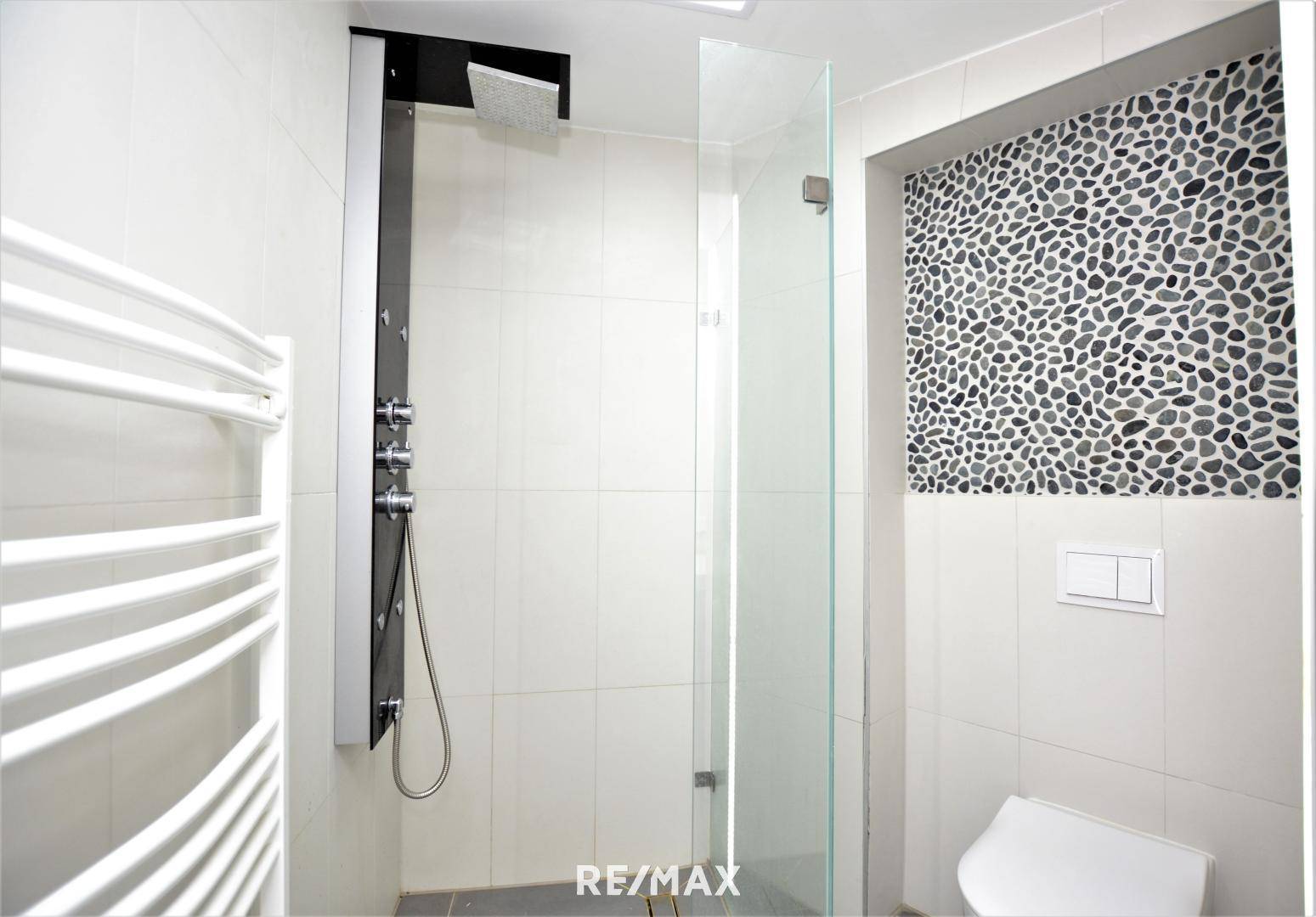 Badezimmer 1