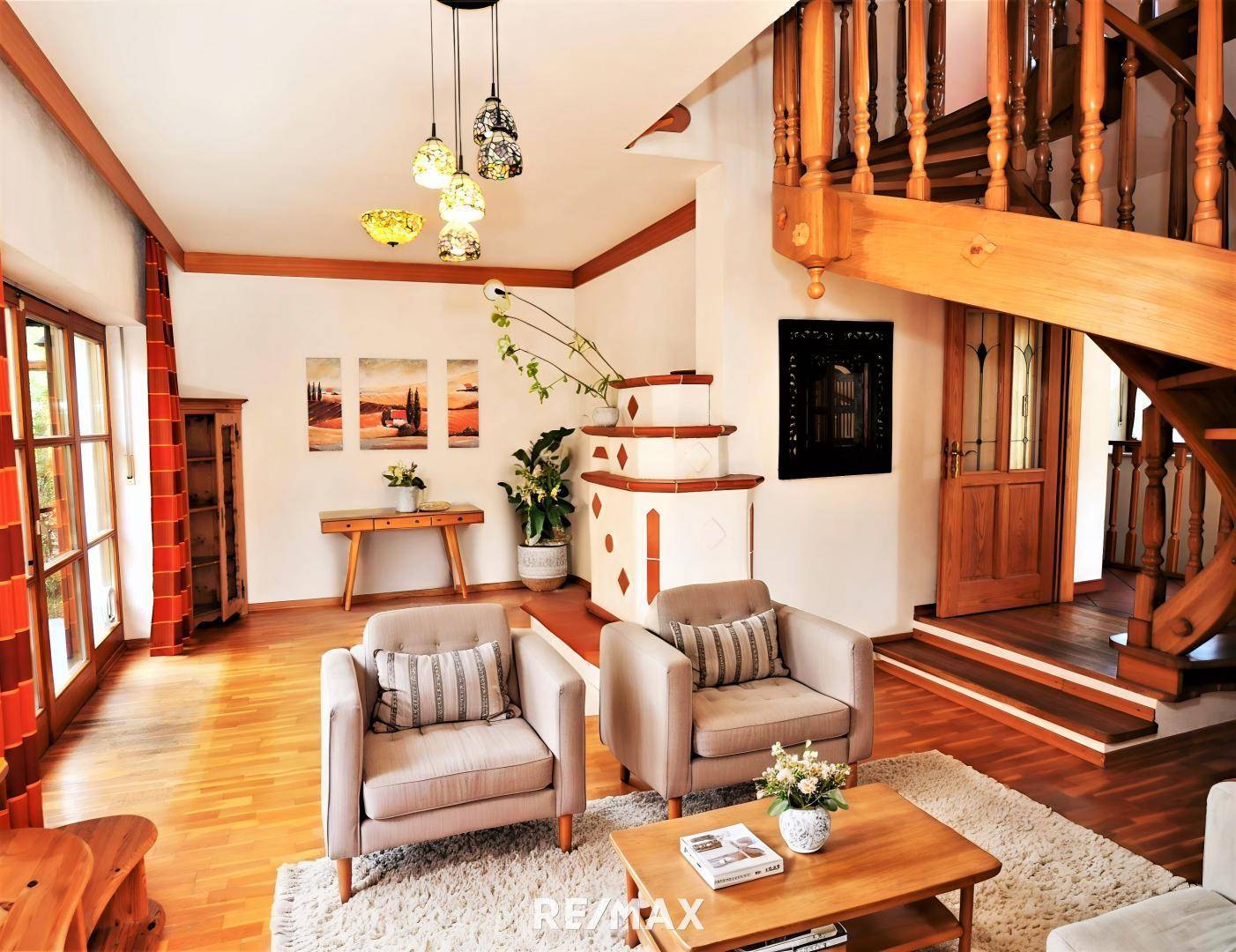 Wohnzimmer (virtuell eingerichtet)