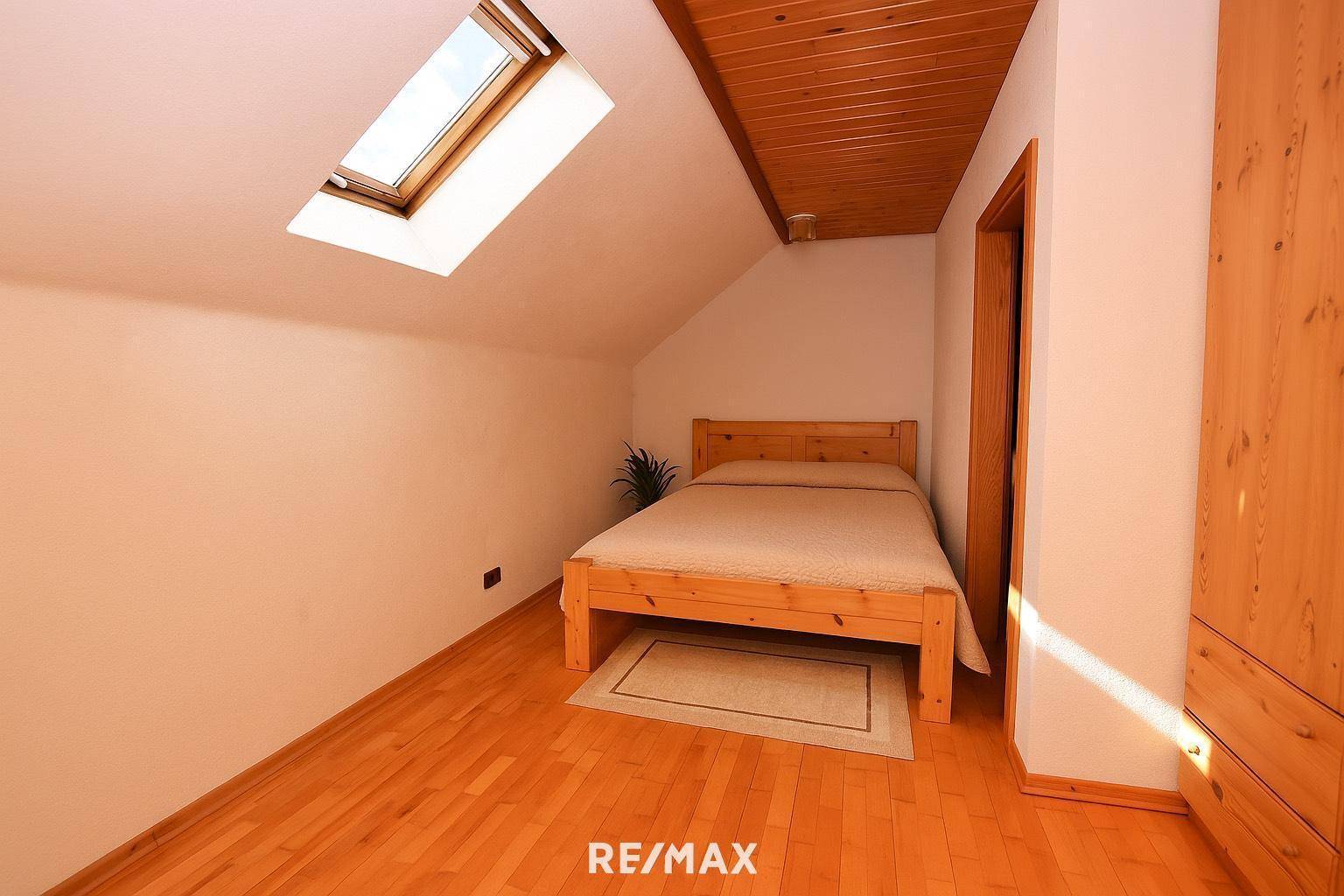 Schlafzimmer (virtuell eingerichtet)