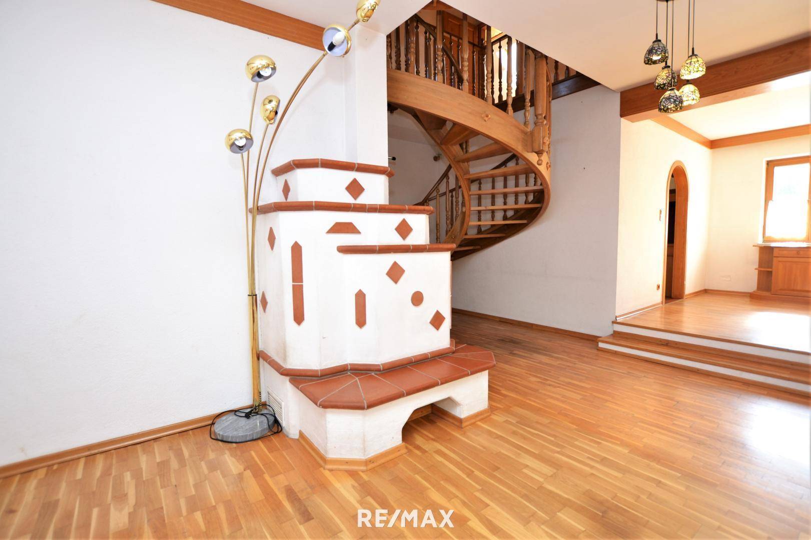 Wohnzimmer mit Kamin