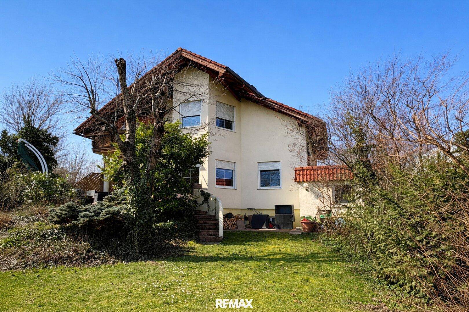 Einfamilienhaus in ruhiger Sackgassenlage im Weinort Pfaffstätten mit Blick auf den Anninger - Ansicht 2