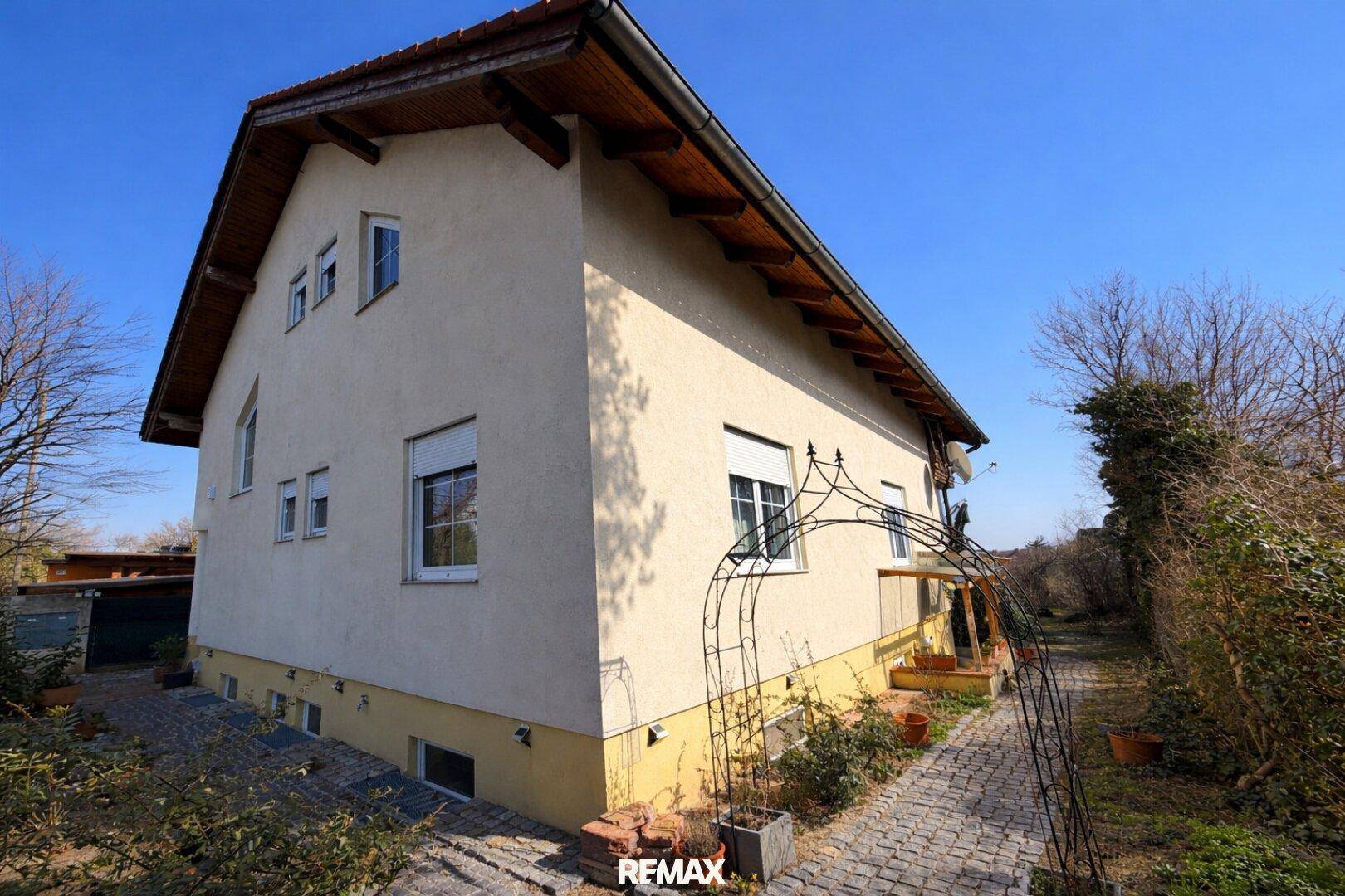 Einfamilienhaus in ruhiger Sackgassenlage im Weinort Pfaffstätten mit Blick auf den Anninger - Ansicht 5