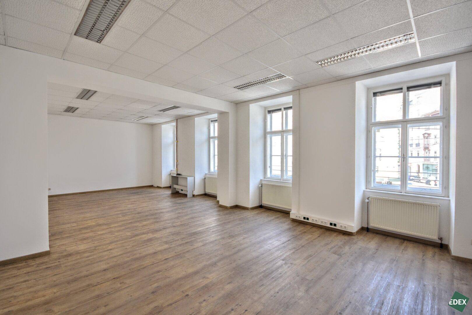 Helles Büro mit optimaler Verkehrsanbindung am Augarten - Widok 2